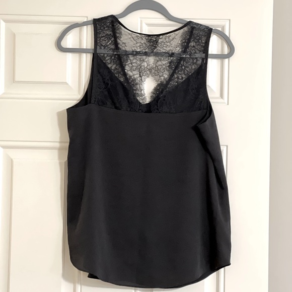Express v-neck cami with lace - Black - Medium - Picture 2 of 3